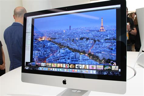 Imac With Retina Display Eyes On Its Gorgeous Of Course Gizmodo