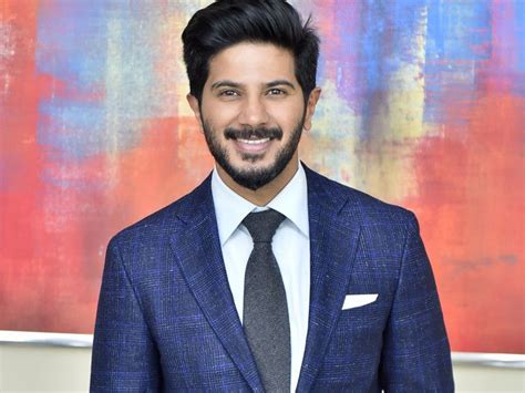 Dulquer salmaan was born on 28 july 1986 as the younger son of actor mammootty and sulfath. Dulquer Salmaan Age, Girlfriend, Height, Biography & More ...