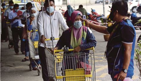 Beberapa diantaranya faktor umur, jenis kelamin, dan tingkat aktivitas seseorang. Semak Suhu Badan Cegah COVID-19, Berapa Suhu Badan Normal ...