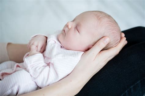 Newborn photography Wandsworth - at home and / or outdoors