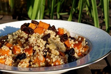 Drizzle with remaining olive oil and balsamic vinegar. Fall Quinoa Salad with Sweet Potatoes, Walnuts, and ...
