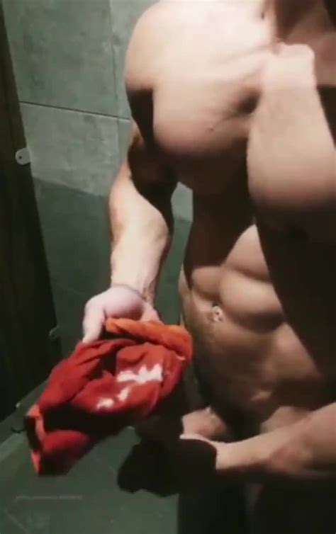 Video Who Is This Muscle Hunk With Big Uncut Pretty Cock