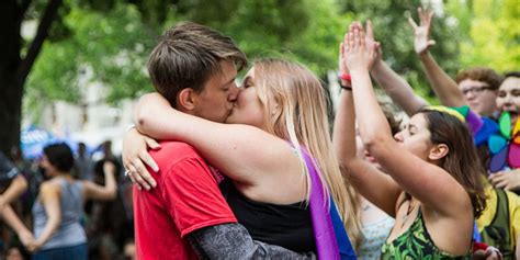 3 ways for bi folks in different gender relationships to really enjoy pride