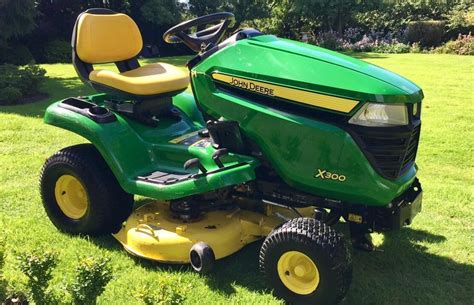 John Deere X300 Ride On Mower 42 Mulch Deck Lawn Tractor Kubota