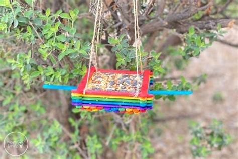 How To Make A Simple Diy Popsicle Stick Bird Feeder Mombrite