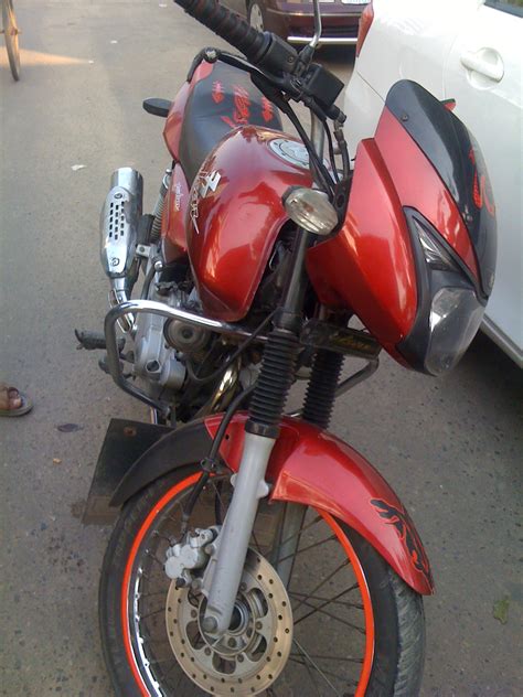 Mine is the first version of 180cc with round headlights. Bajaj Pulsar 180cc analogue meter fresh look. | ClickBD