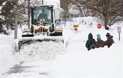 What Caused Buffalos Massive Snow And Why Toronto Got Lucky The