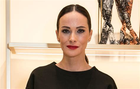 See what helena costa (helenagcosta) has discovered on pinterest, the world's biggest collection of ideas. Helena Costa fala pela 1ª vez no fim do namoro