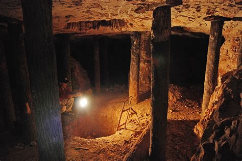 40 Meters Deep Inside Opal Mine Lightning Ridge Nsw Australia