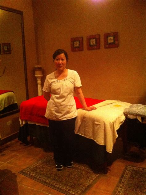 De Stress For Less Finger Needle Massage With Fen Our Chinese Massage Therapist Guaranteed