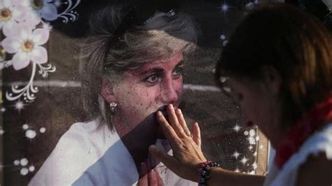 Fireman Who Treated Princess Diana After Car Crash Reveals Her Last
