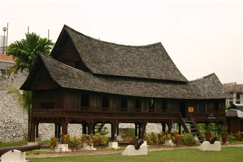 @inproceedings{ismail2016rekabr, title={reka bentuk rumah tradisional negeri sembilan dipengaruhi oleh adat dan kedaerahan}, author={noor hayati ismail and shahrul kamil yunus and m. Rumah Borak Negeri Sembilan Versi Ke-17: Ku Seru Namamu ...