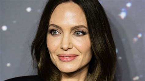 Angelina Jolie Steps Down From Un Ambassador Role