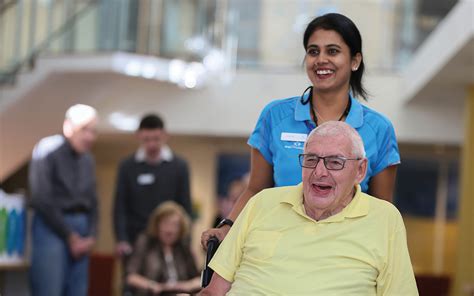 How To Become An Aged Care Worker And Why Youll Love Baptistcare