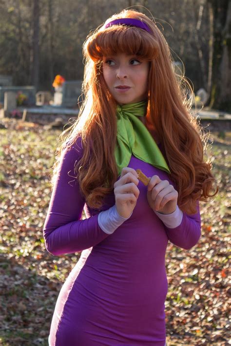Daphne Scooby Doo By Lunaraecosplay Self Rcosplaygirls