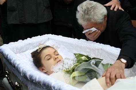 Andreea Brazovan In Her Open Casket During Her Funeral