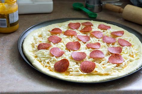 Pretzel Pizza Recipe Pretzel Pizza Pizza Soft Pretzels