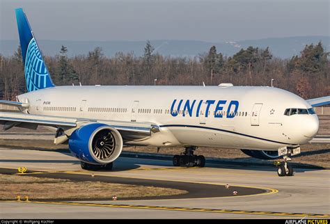 N2749u United Airlines Boeing 777 300er At Frankfurt Photo Id