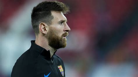 Because of his own expensive medical treatment, he has also helped argentinian hospitals with paying for similar treatment to his own. Lionel Messi Net Worth 2020, Bio, Career, Estate - Atlanta Celebrity News