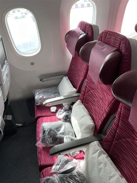 Flight Review Qatar Airways Economy Class Part 3: B787-8 — Allplane