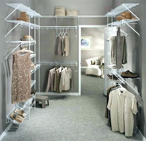 Turning Small Bedroom Into Closet How To Convert A Spare Room Into A