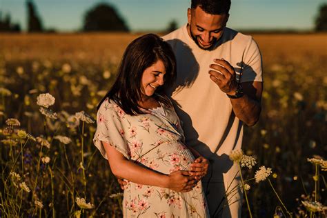 Outdoor Maternity Photo Shoot Henley On Thames Photographer