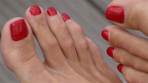 Bare Feet And Red Toenails Diva Prettyfeet