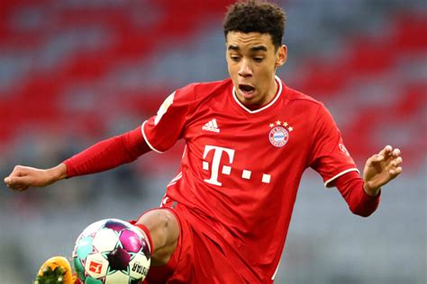 Munich (ap) bayern munich attacking midfielder jamal musiala has committed to play internationally for germany, rather than england, a day after scoring his first champions league goal. Saftiges Gehalt: Pokert sich Jamal Musiala beim FC Bayern ...