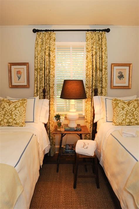 Pin By Carolyn Malin On Room For Two Twin Beds Guest Room Small