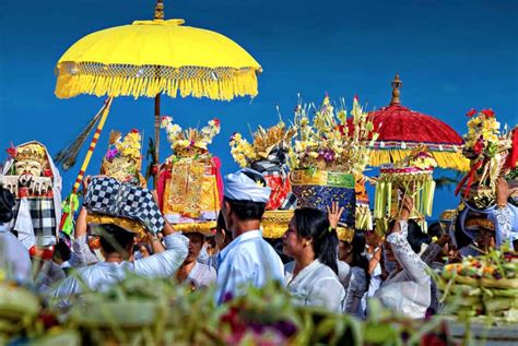 Wisata Budaya Di Indonesia Panduan Traveling Yoexplore Budaya