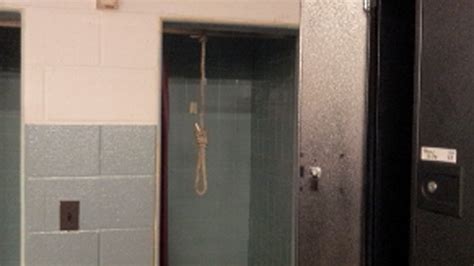Noose Hung In Front Of Lockers Of 3 Black Workers Nbc10 Philadelphia