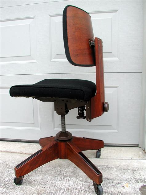 Check out our rolling desk chair selection for the very best in unique or custom, handmade pieces from our there are 215 rolling desk chair for sale on etsy, and they cost 216,94 $ on average. MIDCENTURY MODERN VINTAGE FURNITURE NEST|210: JOHNSON ...