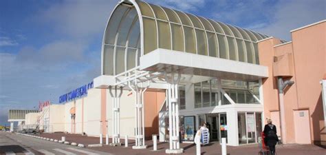 All butiker auchan i la glacerie: La Glacerie : La galerie d'Auchan bientôt vendue?