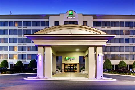 Holiday Inn Express Atlanta Kennesaw An Ihg Hotel 139 ̶1̶7̶6̶