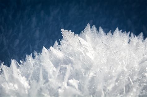 Ice Crystals Hd Wallpaper Background Image 2000x1333 Id793697