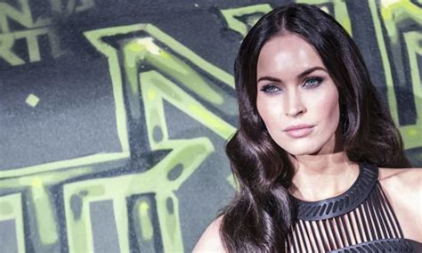 Megan Foxs Chiseled Abs Are Unreal In A Risqué Bodysuit You Need To See Hello