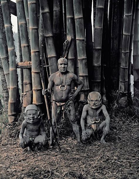 Stunning Portraits From Some Of The Worlds Last Indigenous Tribes