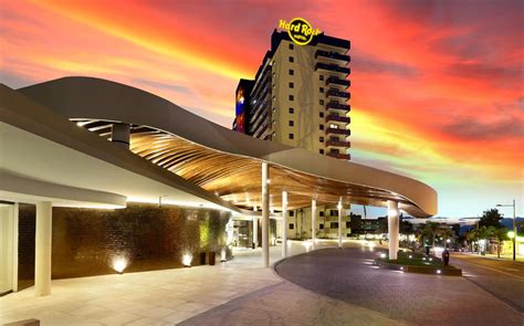Maybe you would like to learn more about one of these? Studio Suite Platinum | The best of the Hard Rock Hotel ...