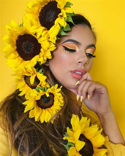 Unedited Selfies Of The Sunflower Makeup I Did Today🌻🌼🌻🌼 Professional Pics With