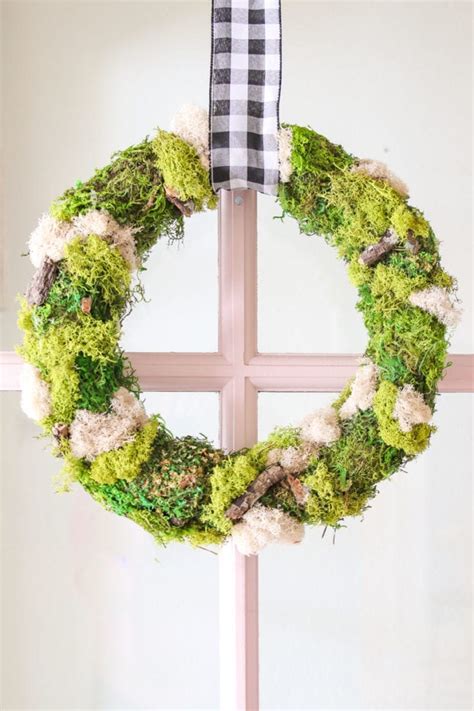 Diy Moss Wreath For Spring Modern Glam Diy Interiors