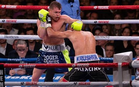 Saúl 'canelo' álvarez venció por nocaut técnico (tko) a después de recibir un fuerte golpe en su ojo derecho, saunders no quiso disputar el noveno asalto, y 'canelo' logró la victoria por nocaut técnico. El Canelo" Álvarez ¿un camino fácil a cuatro campeonatos?