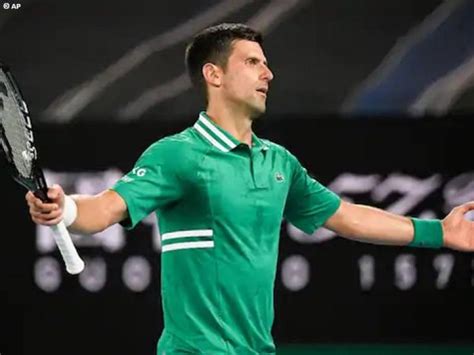 Novak djokovic took his frustrations out on a racquet in the atp cup match against germany. Stefanos Tsitsipas ironizza sull'infortunio di Novak ...
