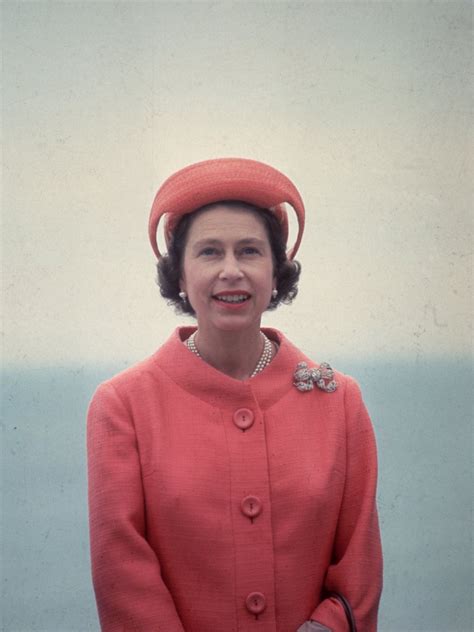 Fotorrelato 21 Fotos De La Reina Isabel Ii De Inglaterra Dignas De