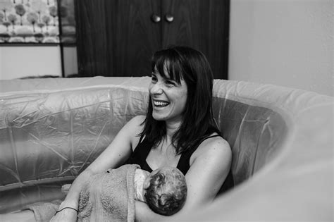 34 Minute Labor And Unassisted Home Birth By Spokane Birth Photographer