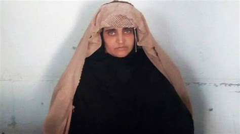 Natgeo S Afghan Girl Sharbat Gula Not To Be Deported From Pakistan