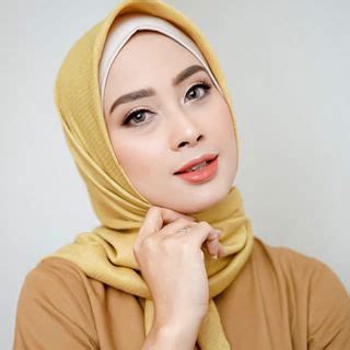 Artikel ini perlu diterjemahkan dari bahasa inggris ke bahasa indonesia. Kumpulan Kata Motivasi Bahasa Inggris dan Indonesia Lengkap Keren - Daftar Pramuka