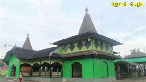 Mahamariamman merupakan kuil india tertua di malaysia dan banyak dikunjungi oleh umat hindu juga kalangan wisatawan baik domestik maupun asing. 9 Masjid Tertua Di Indonesia!! Sejarah Islam - YouTube