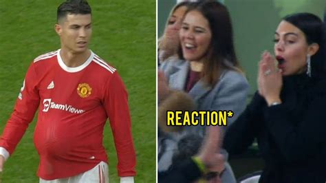 Cristiano Ronaldo Celebration For Georgina Rodriguez Pregnant ⚽🎉 Youtube