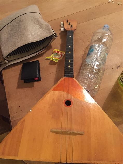 3 string instrument from Napoli. What is it and how to tune? : whatisthisthing