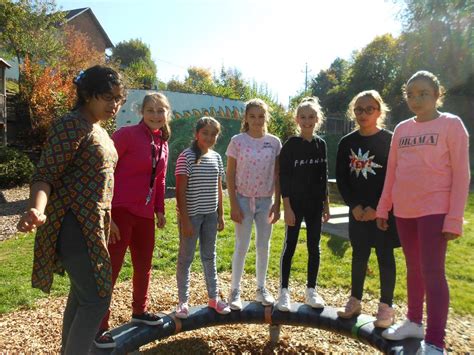 Am Spielplatz Neue Mittelschule Vorchdorf